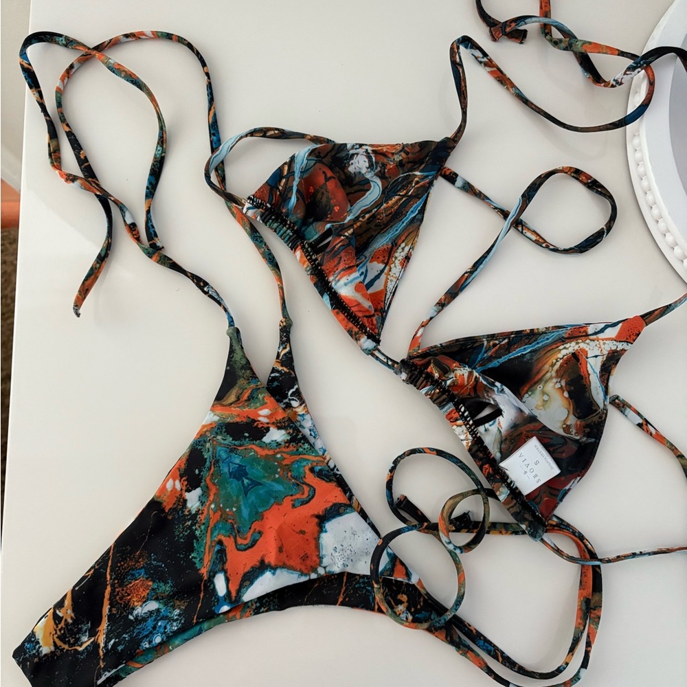 Multicolor Abstract Bikini Set - Picture 2 of 6